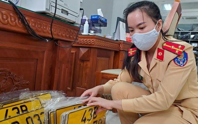 thủ tục thu hồi biển số xe