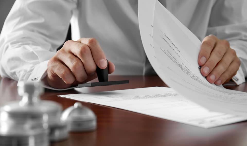 phí công chứng hợp đồng vay tiền