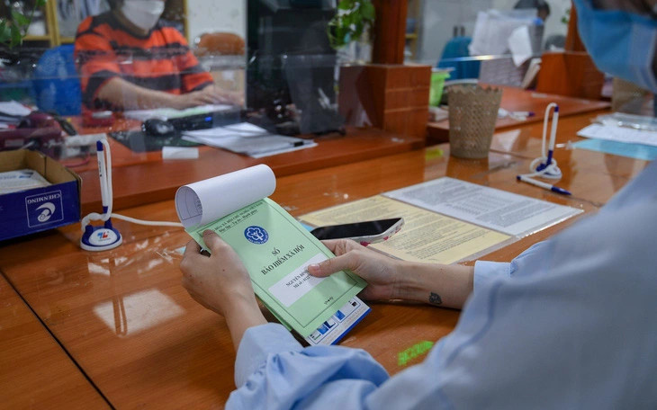 Tự đóng bảo hiểm xã hội để hưởng lương hưu