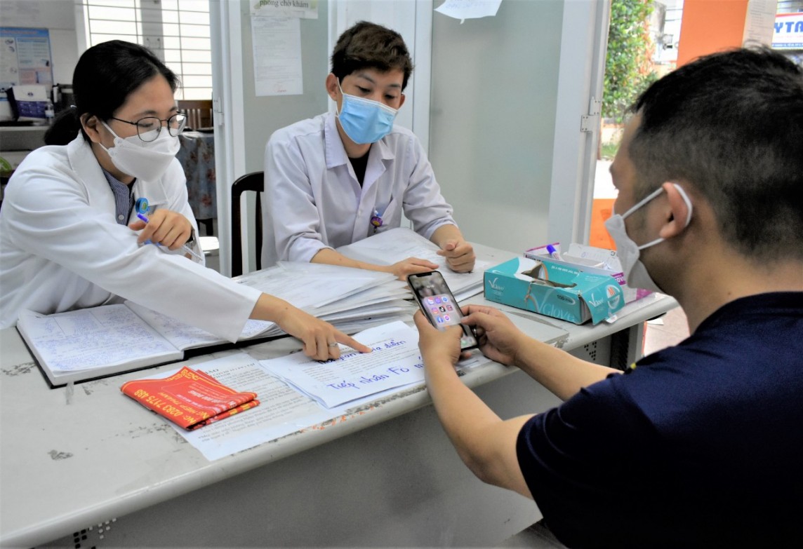 Cách tính lương viên chức y tế