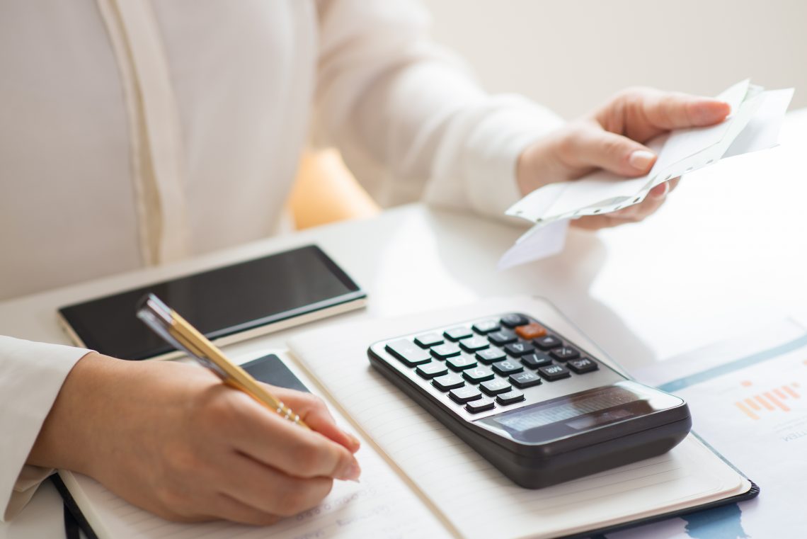 Hóa đơn điện tử không có mã của cơ quan thuế có hợp lệ không