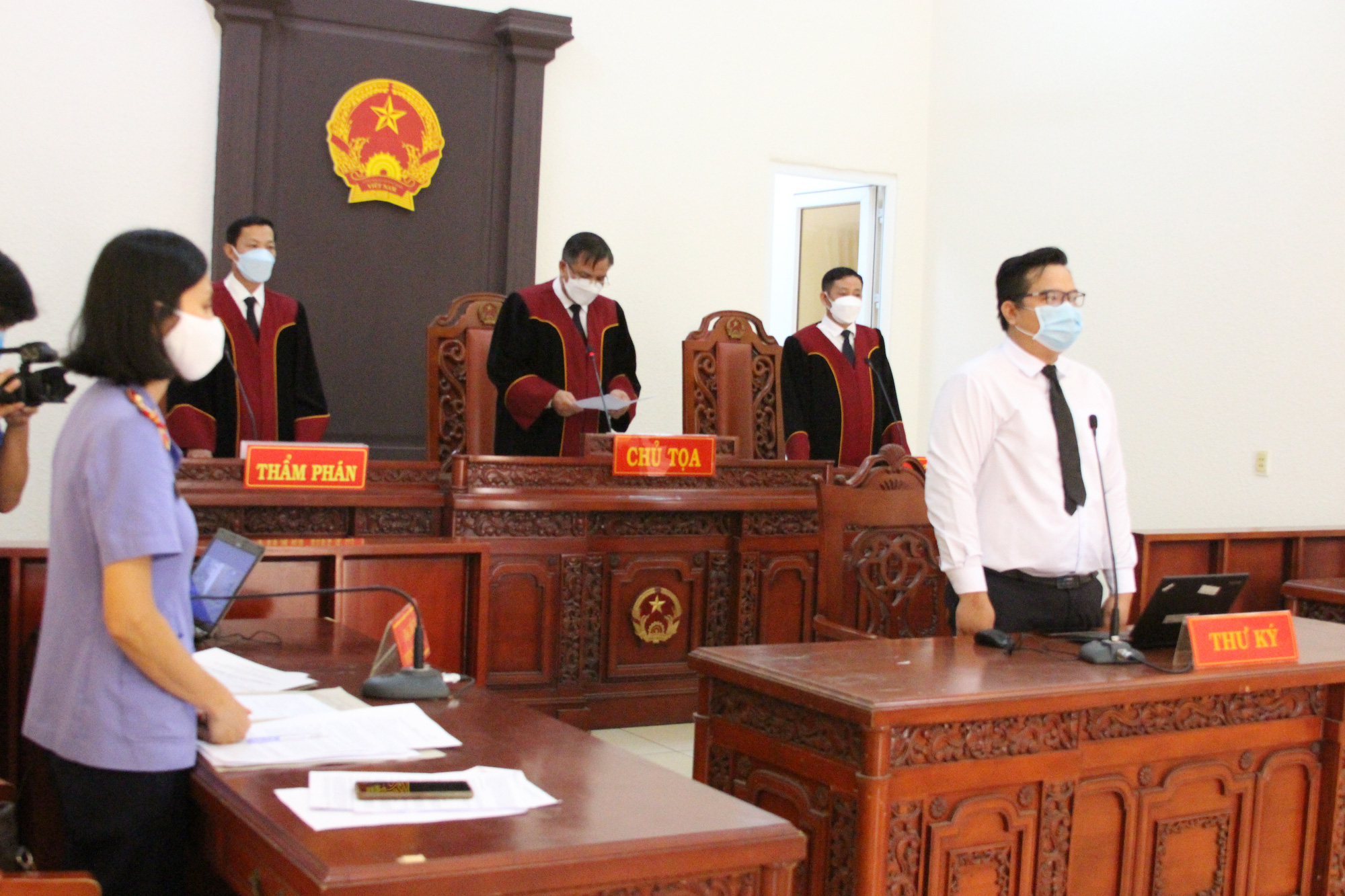 Tòa án nào có thẩm quyền xét xử phúc thẩm dân sự