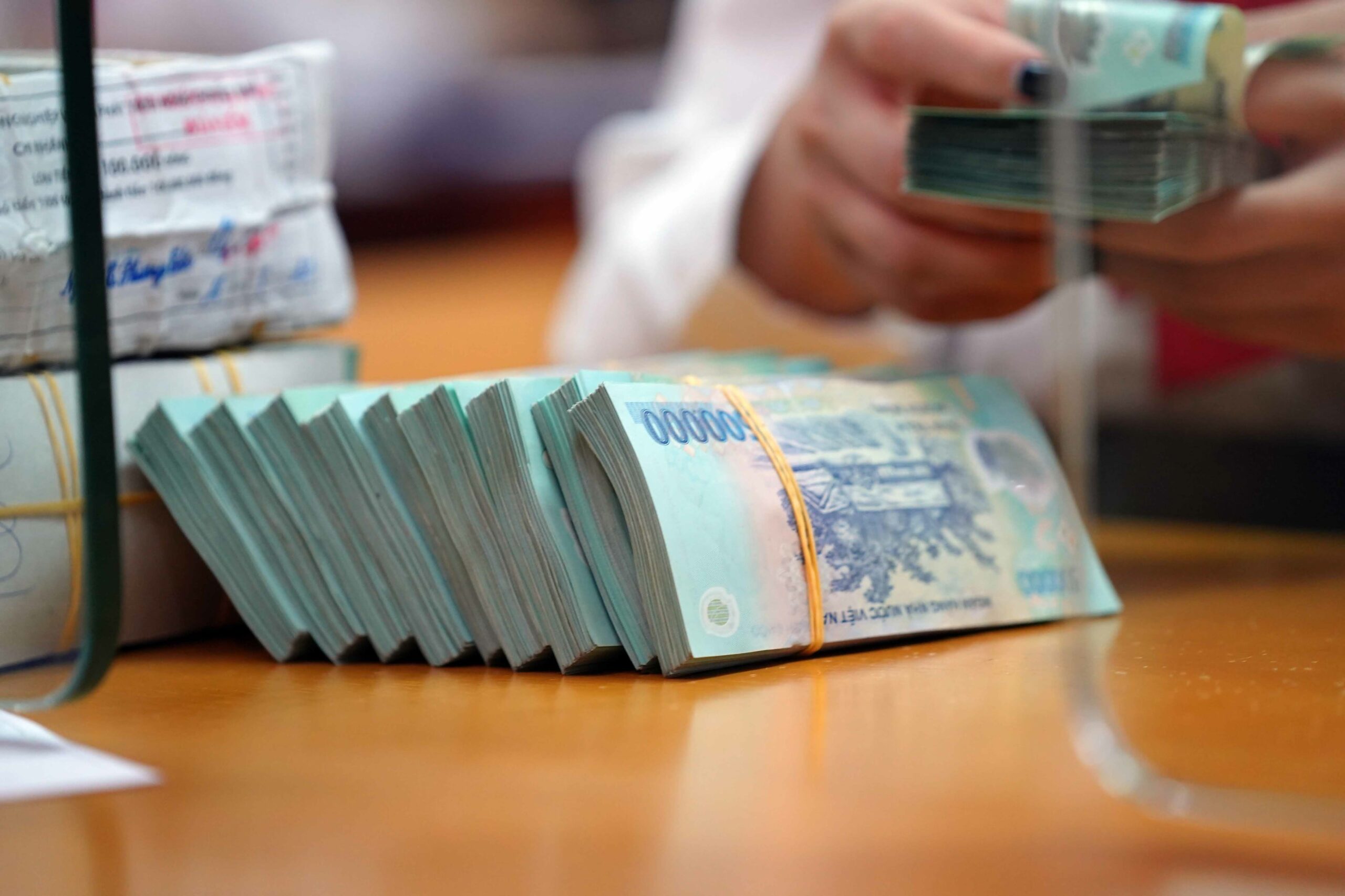 Công văn xuất hóa đơn lãi vay