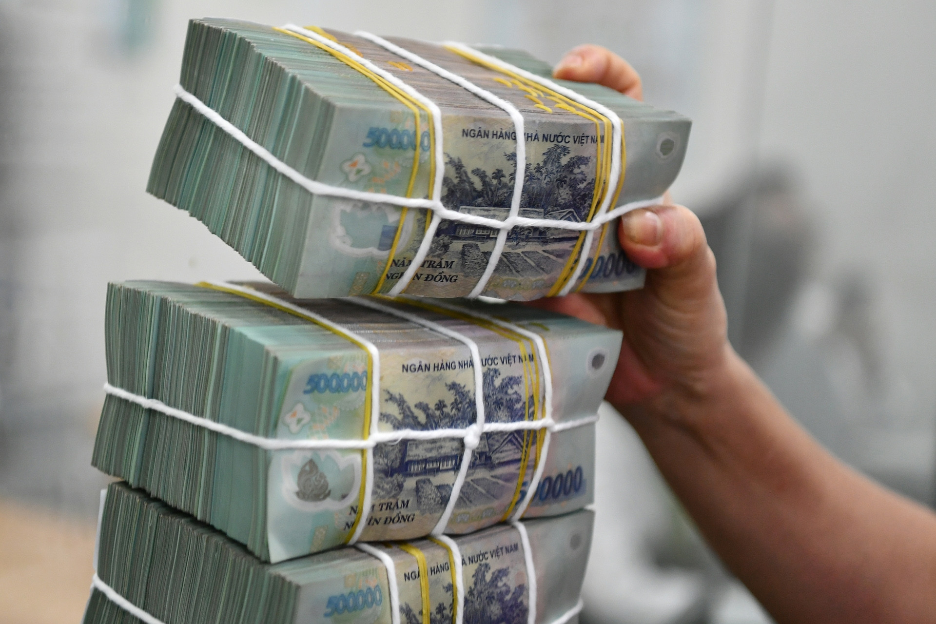 Xuất hóa đơn lãi tiền gửi ngân hàng